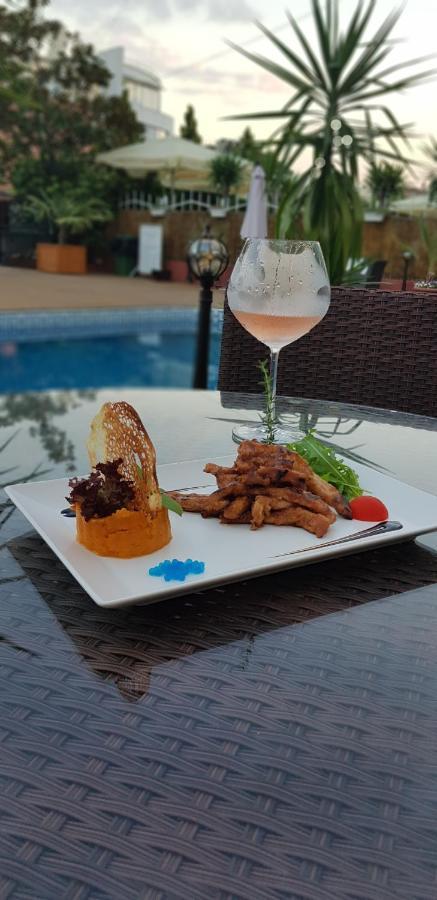 Cantilena Hotel Nesebar Ngoại thất bức ảnh